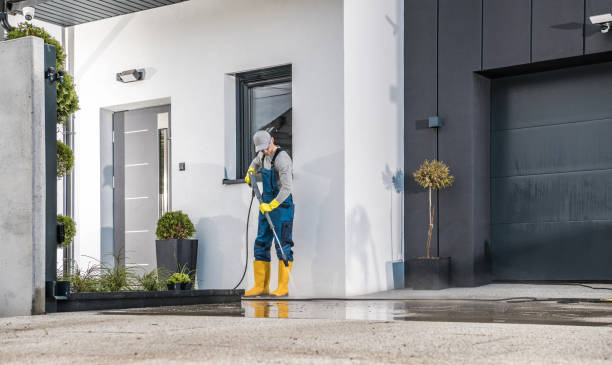 Best Oil Spill Cleanup  in Neffs, OH